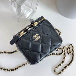 CHANEL Mini Vanity Case With Chain New